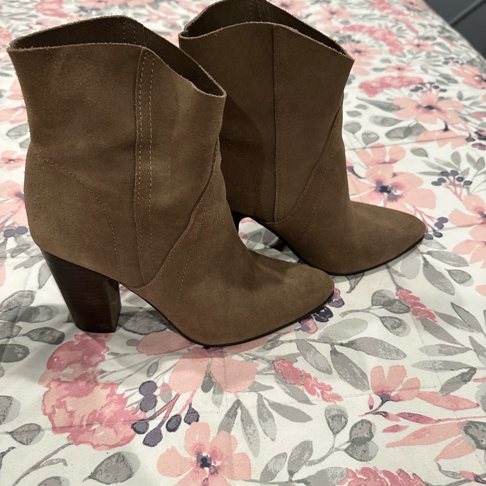 Vince Camuto ankle boots!